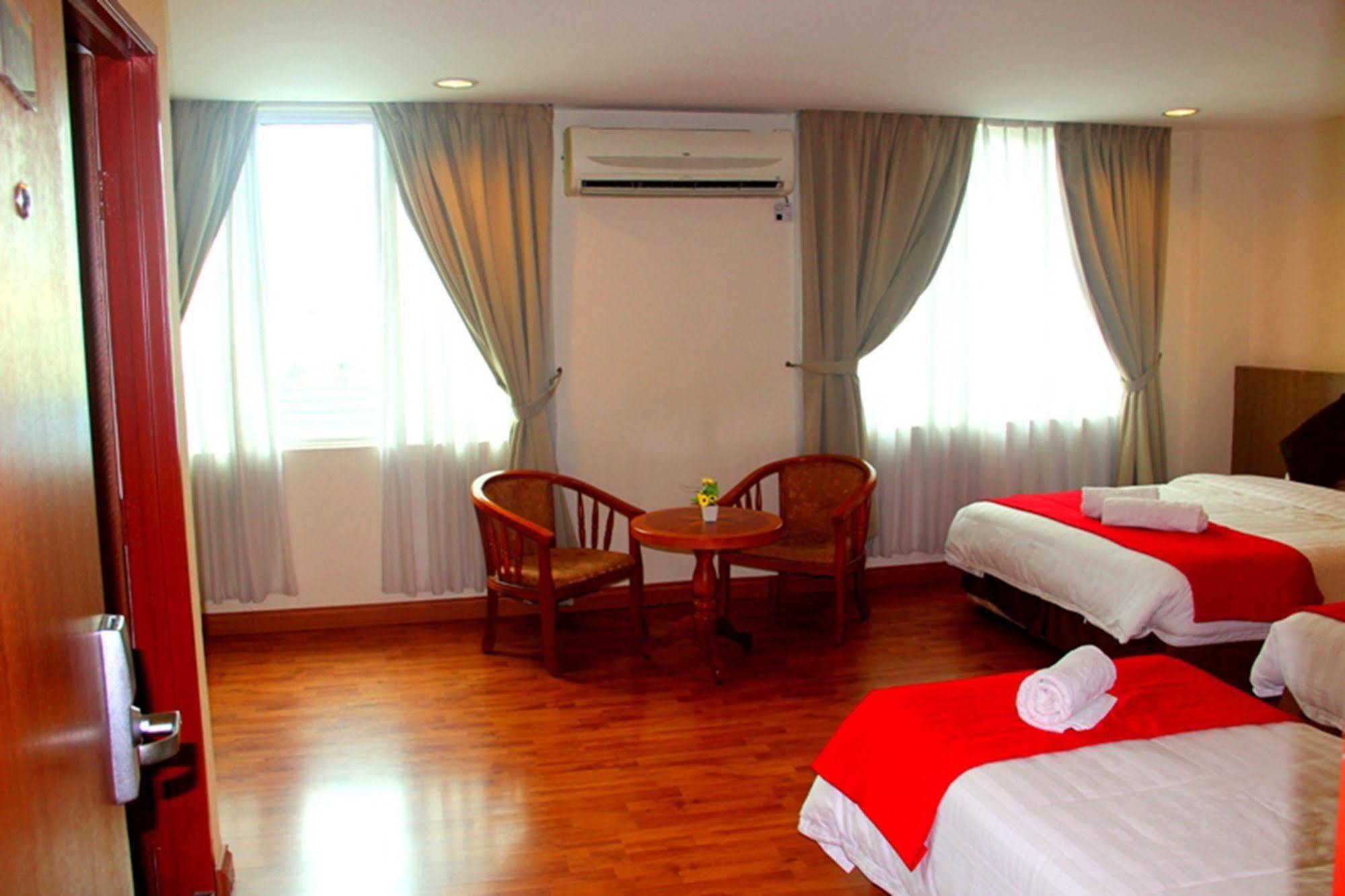 906 Hotel Melaka Raya Zewnętrze zdjęcie